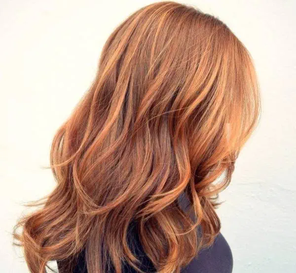 روش تهیه رنگ مو جذاب با حنا | از این به بعد خودت رنگ مو درست کن