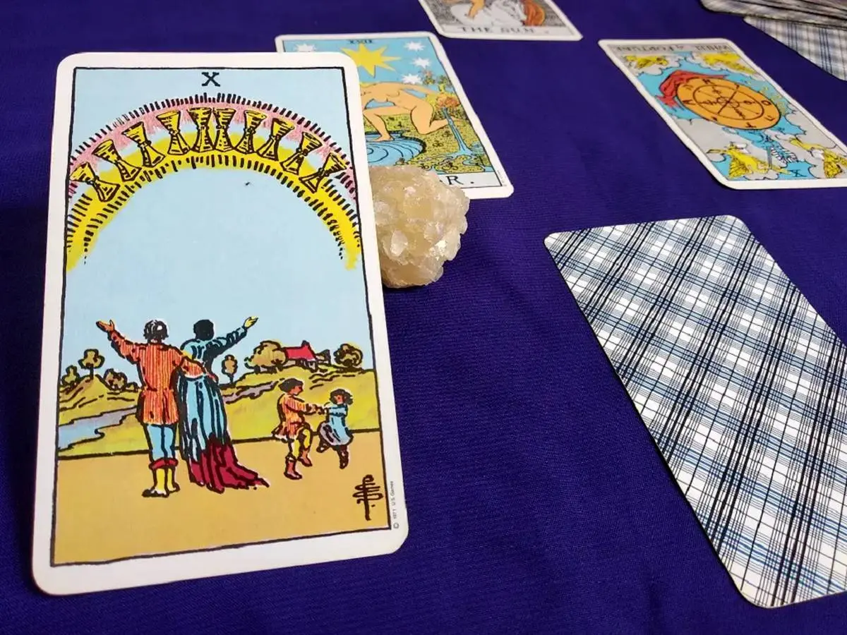 فال تاروت امروز شنبه 7 تیر ماه 1404 را اینجا بخوانید ؛ موفقیت در ادامه مسیر شما
