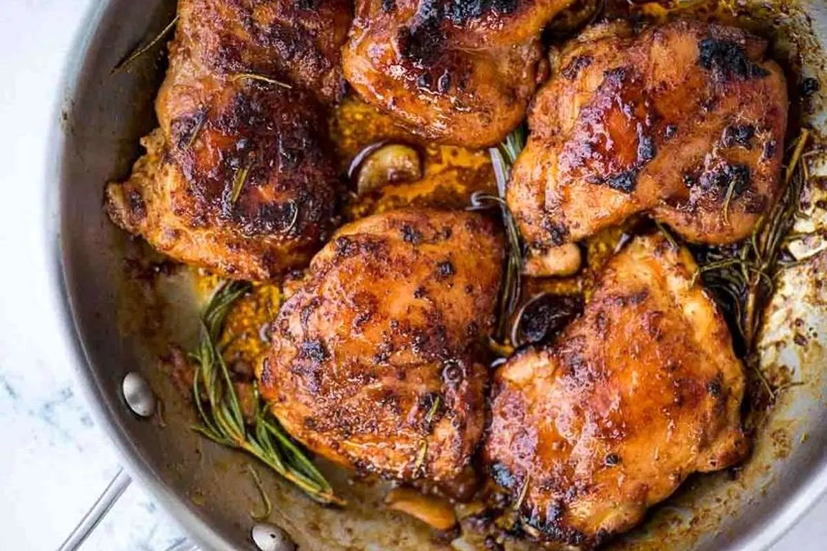 دستور پخت مرغ تنوری با سیر و کره ؛ یک شام شگفت انگیز برای همسر و فرزندان