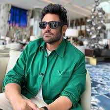 استوری جدید محمدرضا گلزار حاشیه ای شد | استوری کنایه آمیز محمدرضا گلزار همه را کنجکاور کرد