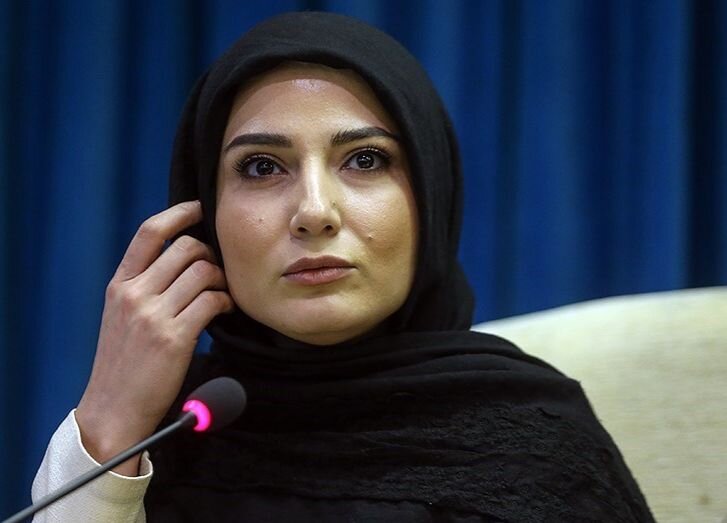 مینی اسکارف شیک و توری زیبای سمیرا حسن پور سوژه رسانه ها شد!