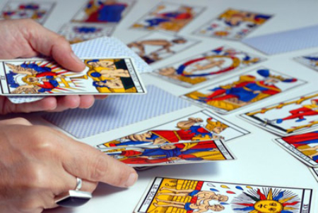 فال تاروت امروز دوشنبه ۱۶ تیرماه ۱۴۰۴؛ خوشبختی انتظار شما را می‌کشد