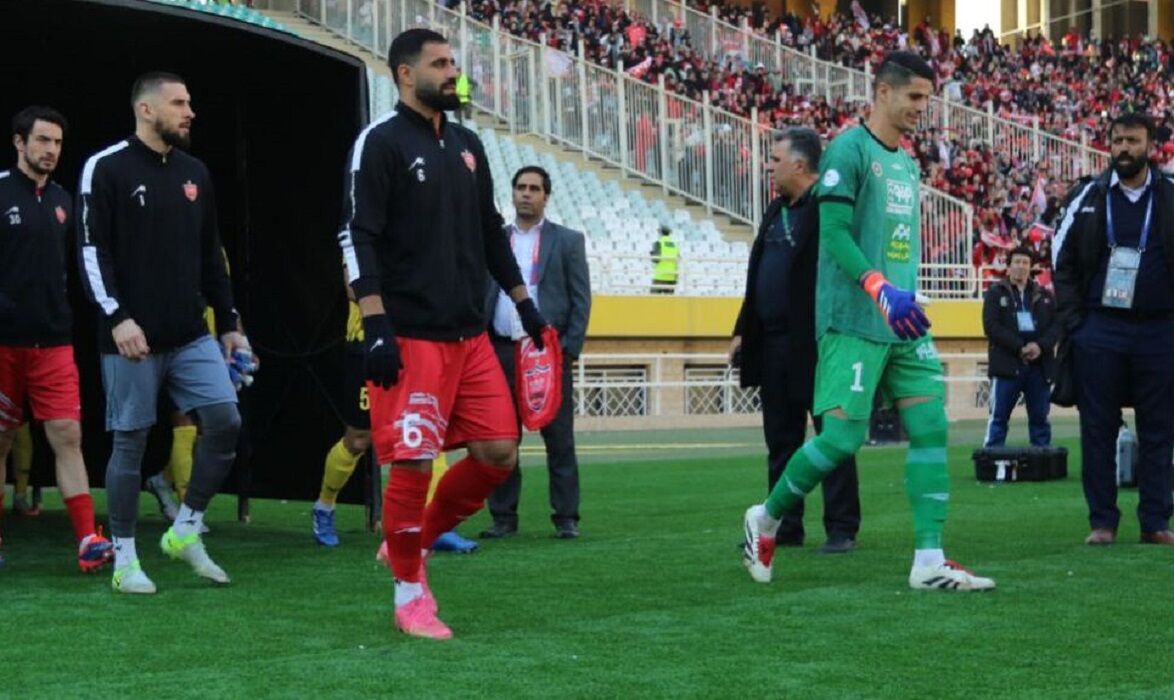 بمب خبری پرسپولیس در آستانه انفجار | این دروازه به پرسپولیس می آید